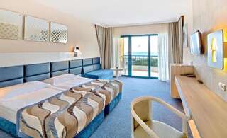 Отель Grifid Arabella Hotel - Ultra All inclusive Золотые Пески Двухместный номер Делюкс с 1 кроватью и видом на море-5
